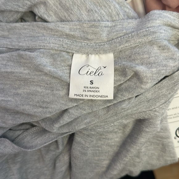 Cielo Oversized Soft and Stretchy T-Shirt - Picture 4 of 4